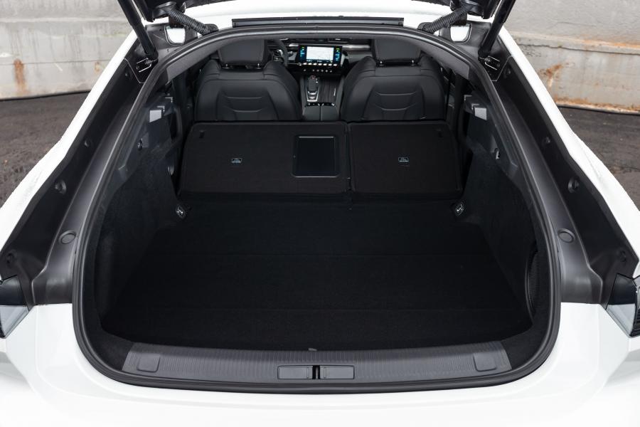 Багажник Peugeot 508 GT HYBRID 2019 года  (WW) (фото 38 из 40)